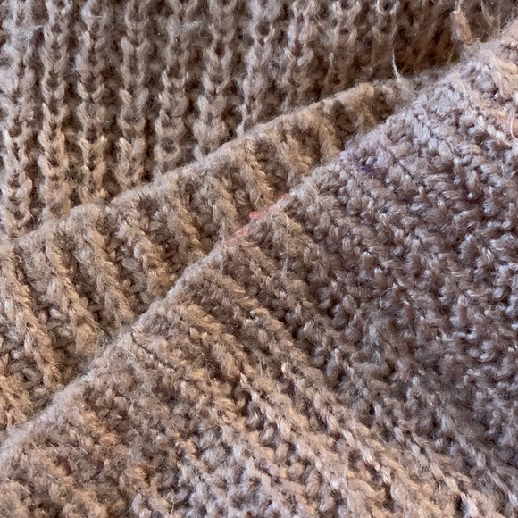 Lauren Conrad pink sequin/acrylic sweater - L - Picture 7 of 7